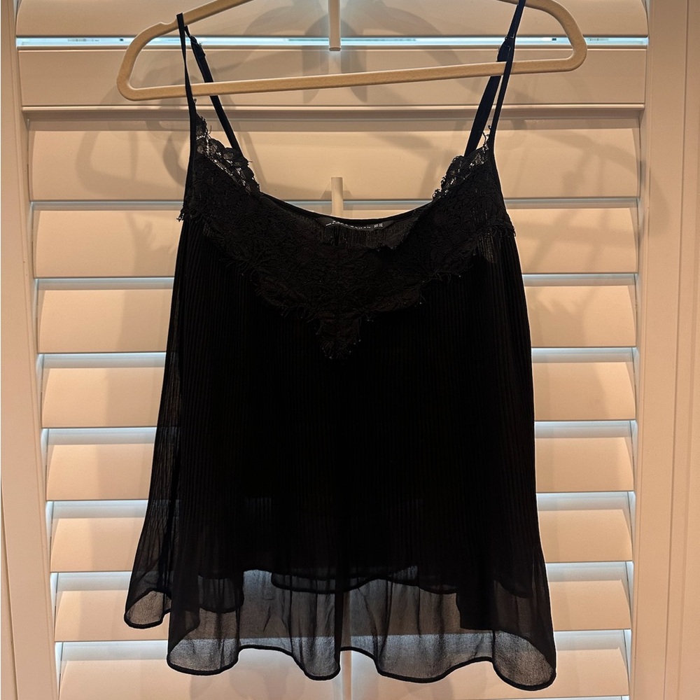 Black flowy tank